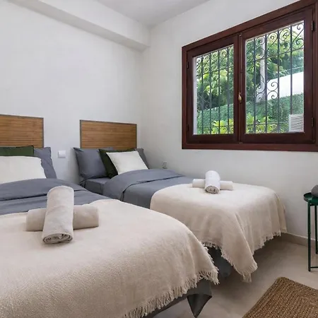 De La Quilla- Private Swimming Pool Next To The * Estepona