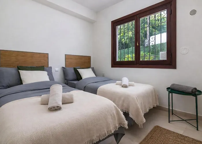 De La Quilla- Private Swimming Pool Next To The * Estepona