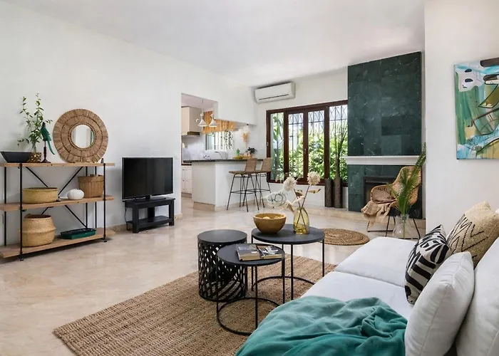 De La Quilla- Private Swimming Pool Next To The * Estepona