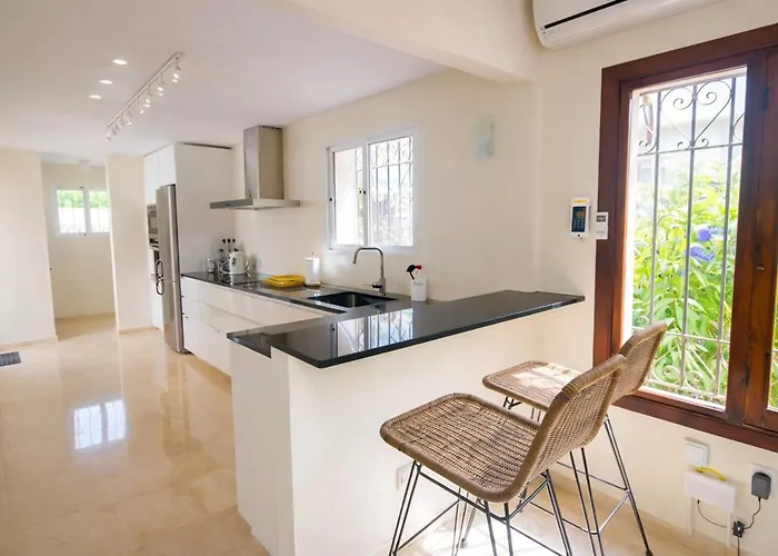 De La Quilla- Private Swimming Pool Next To The Apartamento